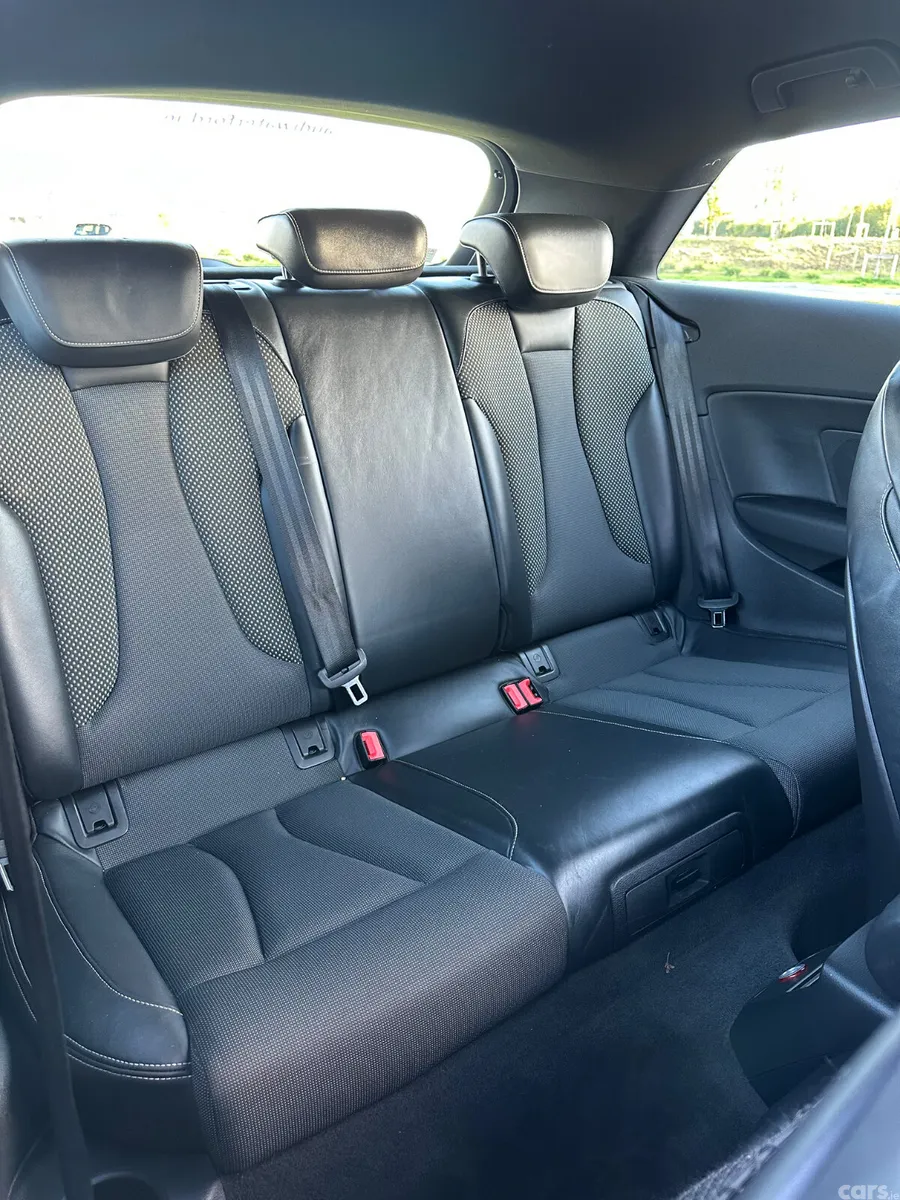 Audi A3 Hatchback, Diesel, 2016, Red