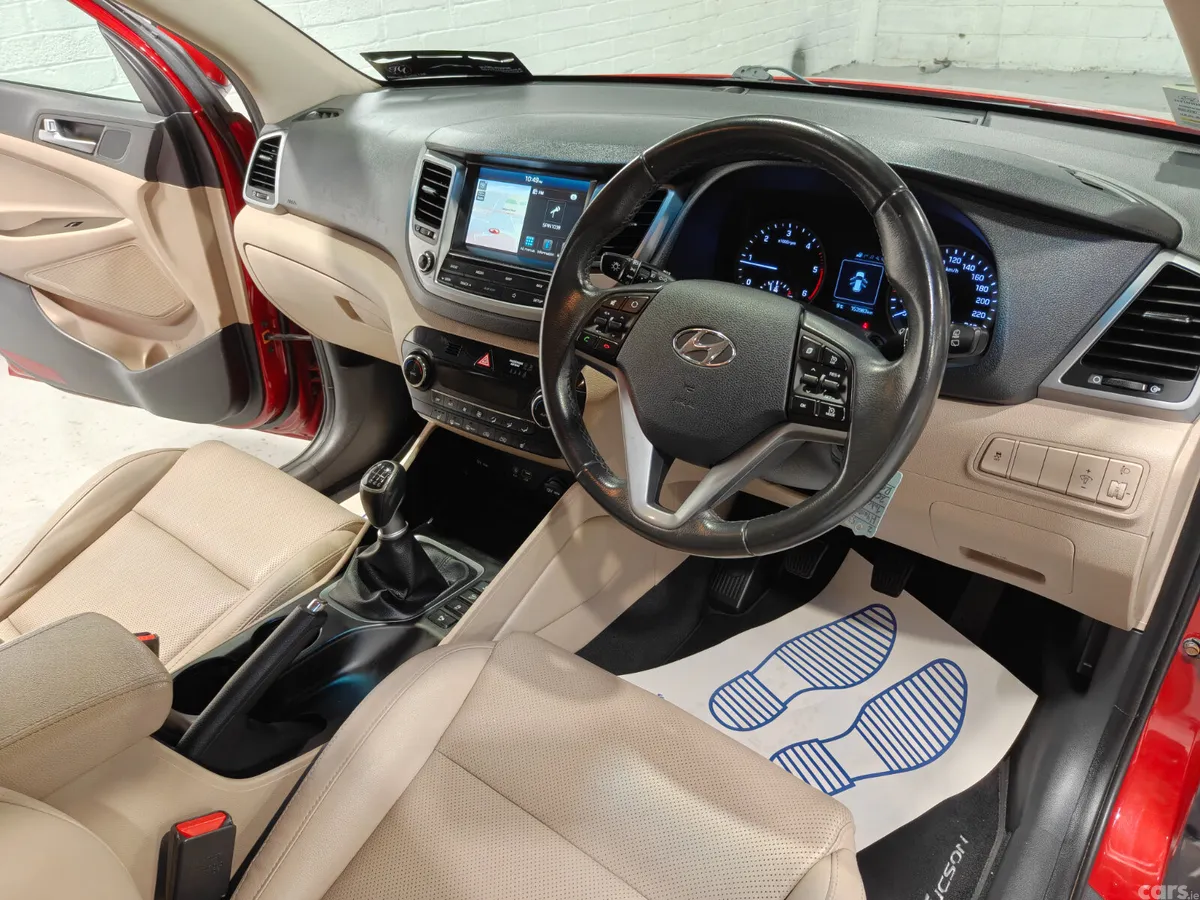 Hyundai Tucson SUV, Diesel, 2018, Red