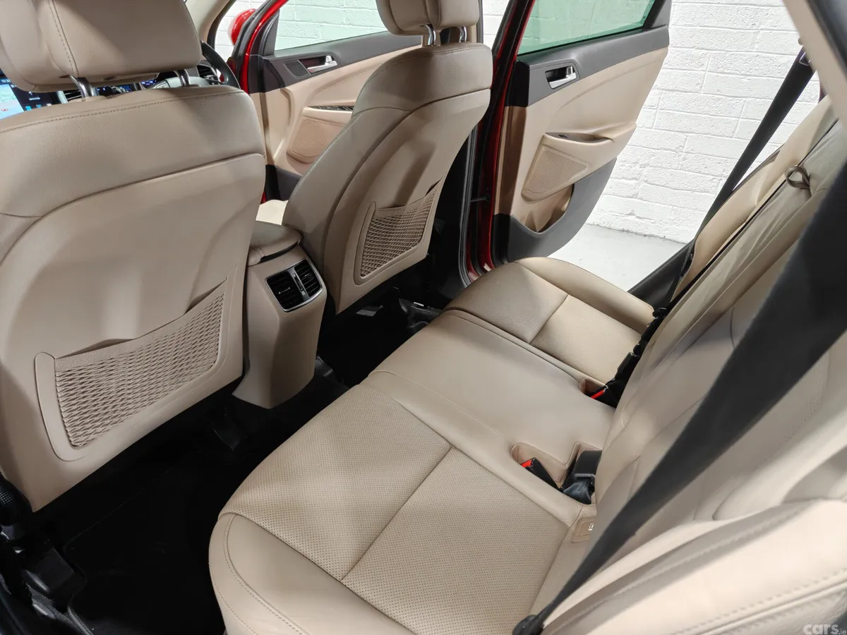 Hyundai Tucson SUV, Diesel, 2018, Red
