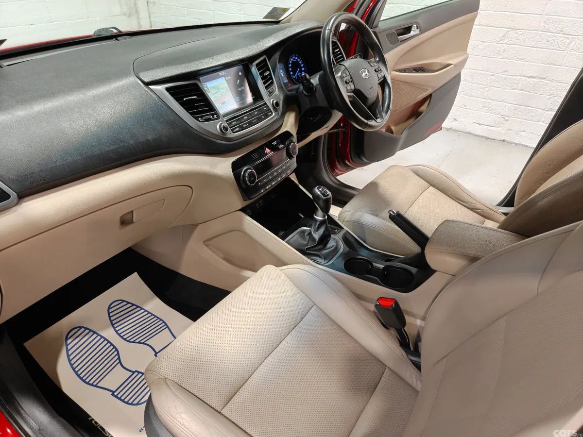 Hyundai Tucson SUV, Diesel, 2018, Red