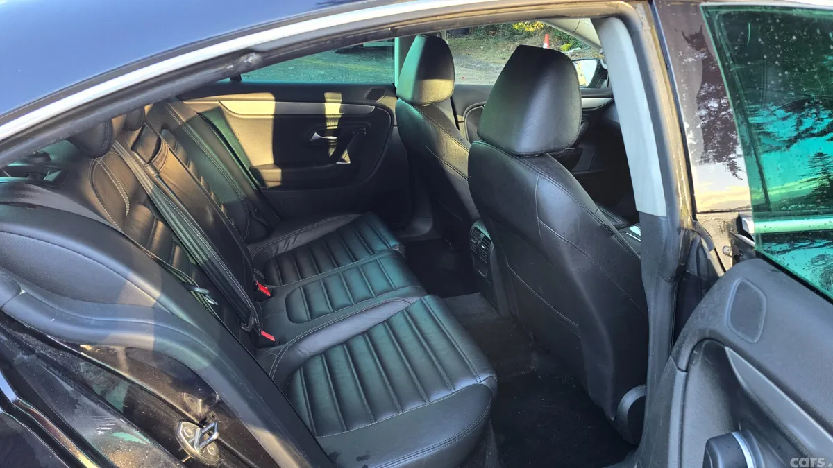 Volkswagen Passat Coupe, Diesel, 2011, Black