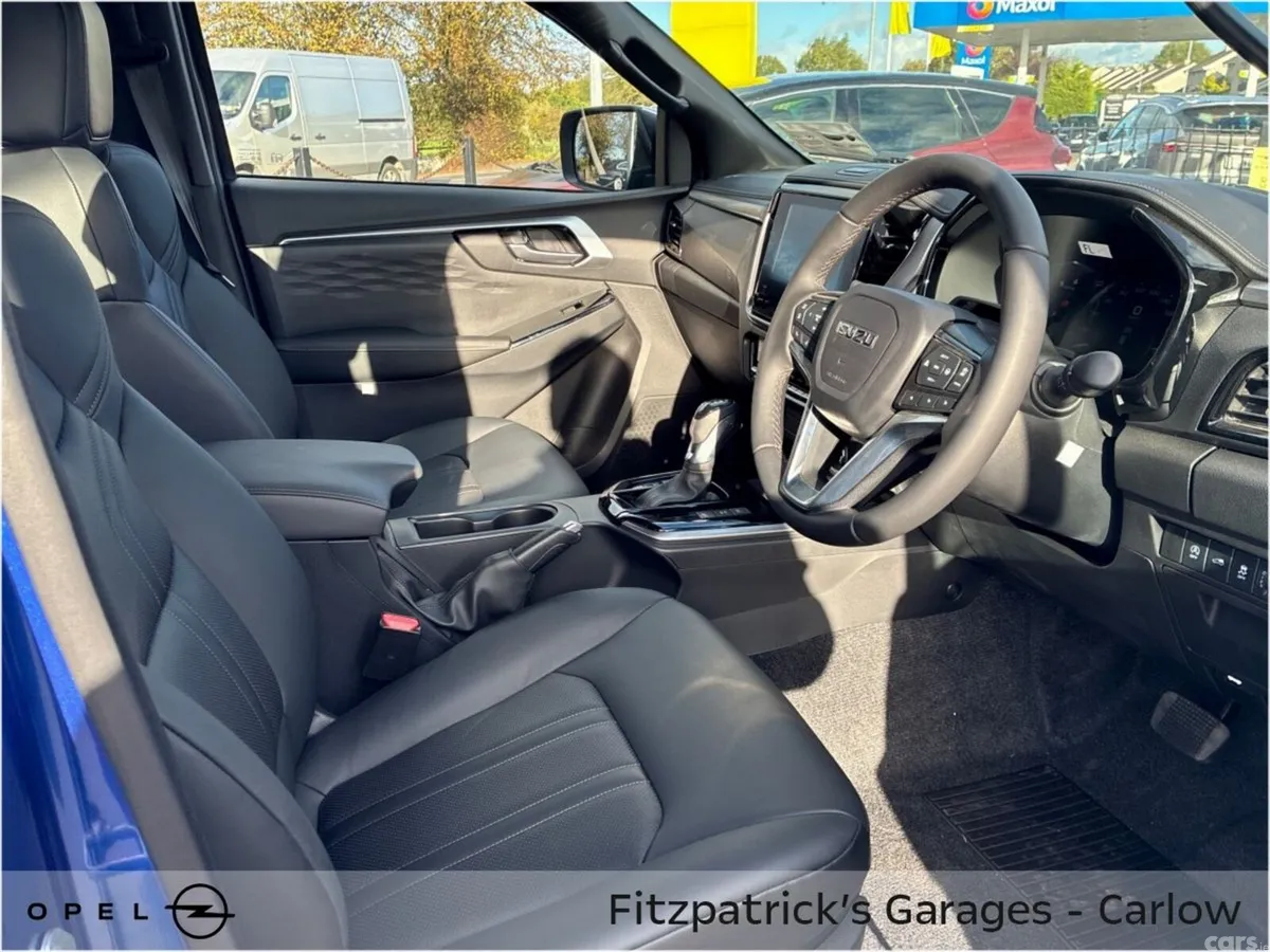 Isuzu D-Max Pick Up, Diesel, 2027, Blue