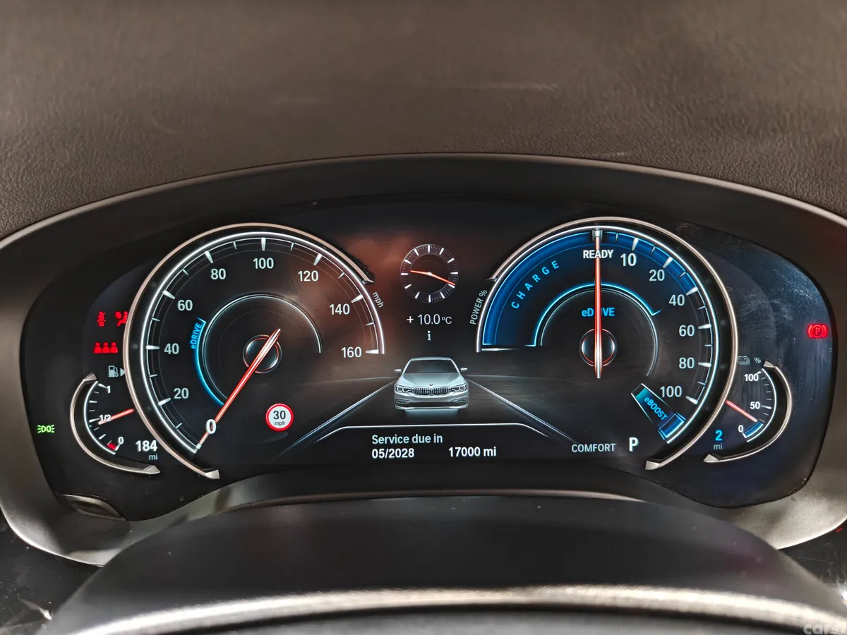 BMW 5-Series Saloon, Petrol Plug-in Hybrid, 2017, Blue