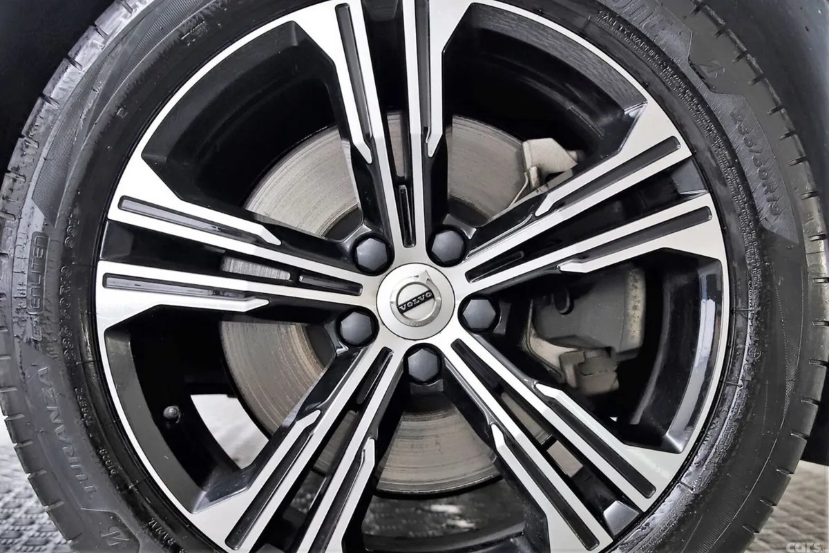 Volvo XC40 Estate, Petrol Plug-in Hybrid, 2020, Grey