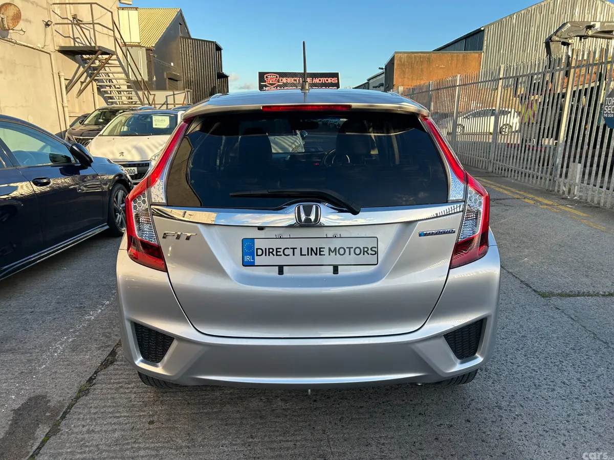 Honda Fit Hatchback, Petrol Hybrid, 2013, Silver