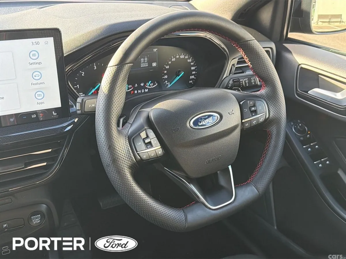 Ford Focus Hatchback, Diesel, 2024, Black