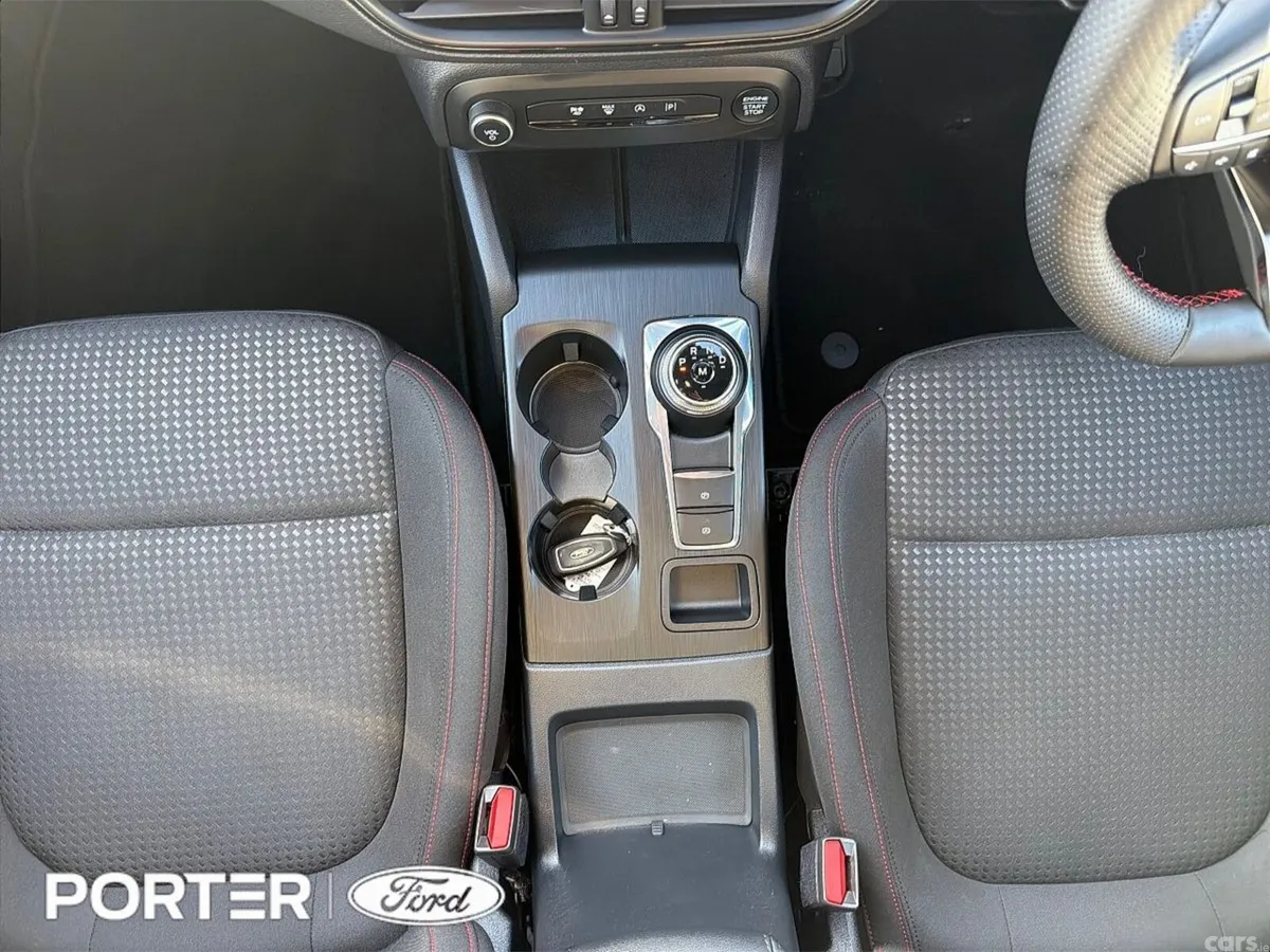 Ford Focus Hatchback, Diesel, 2024, Black