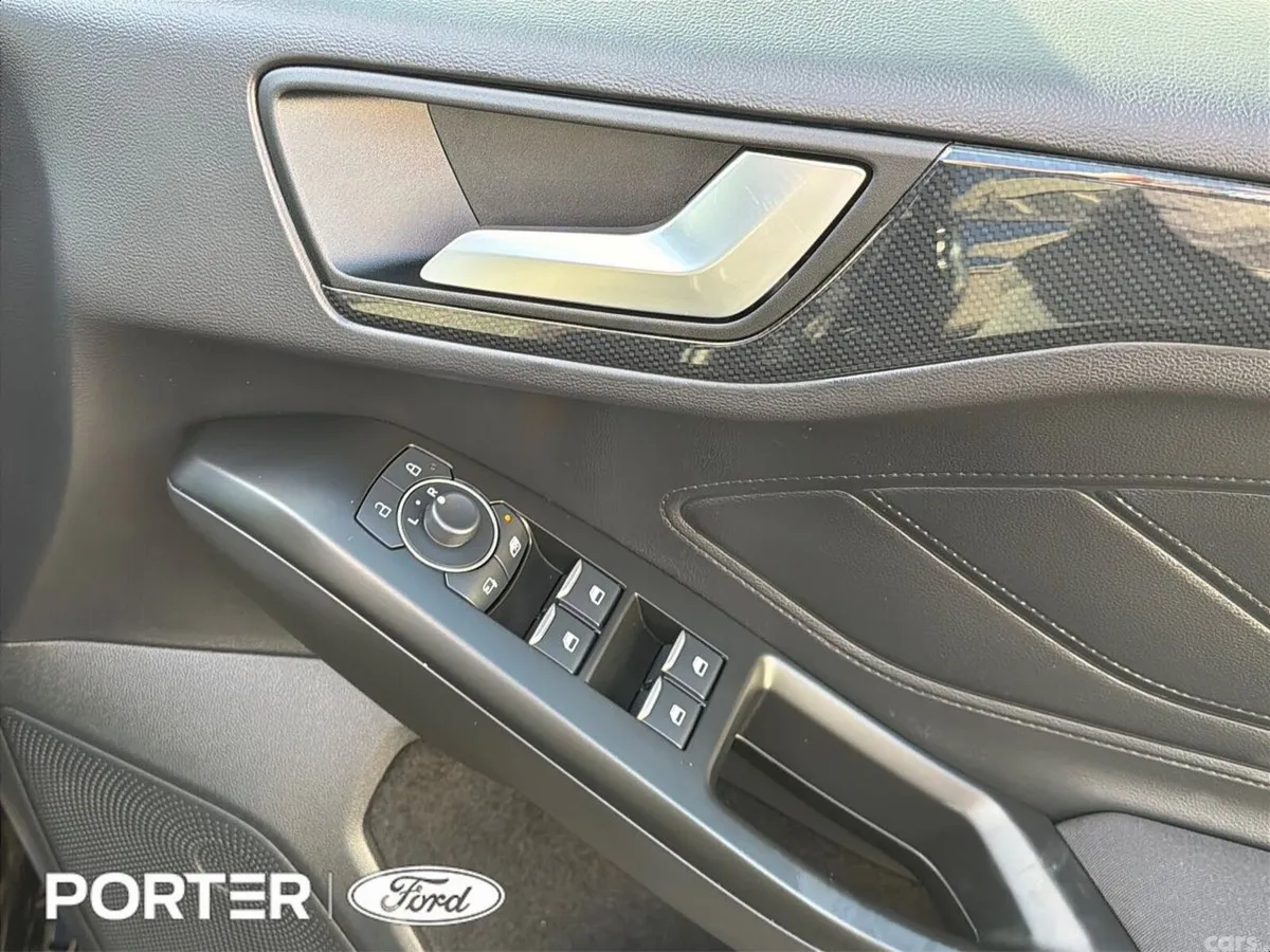 Ford Focus Hatchback, Diesel, 2024, Black