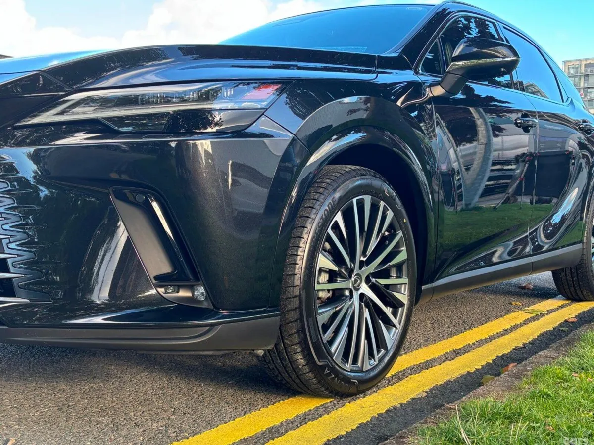 Lexus RX450H+ SUV, Petrol Plug-in Hybrid, 2023, Black