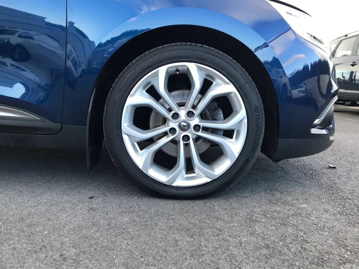 Renault Grand Scenic MPV, Diesel, 2021, Blue