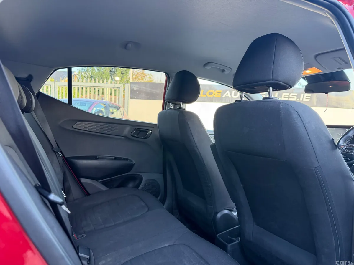 Hyundai i10 Hatchback, Petrol, 2020, Red