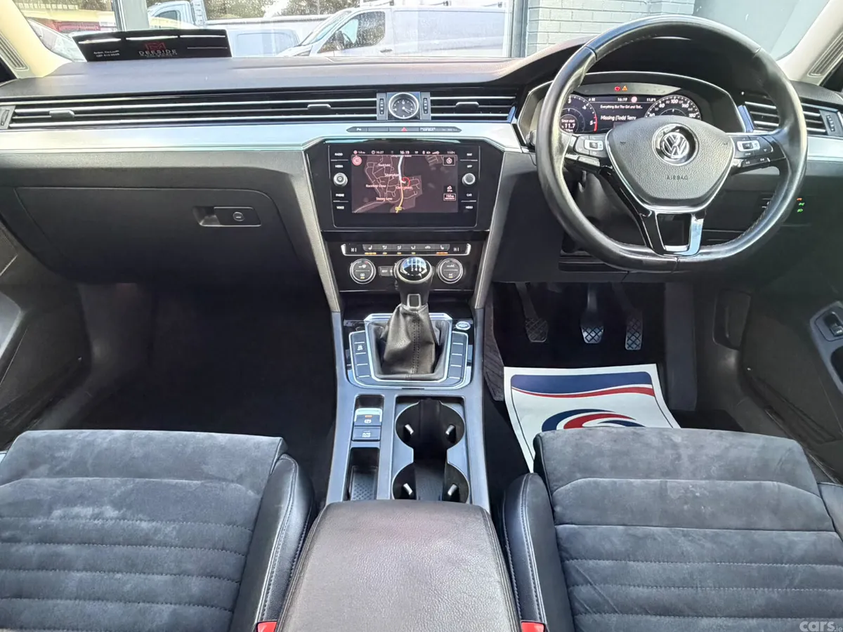 Volkswagen Passat Saloon, Diesel, 2020, Grey