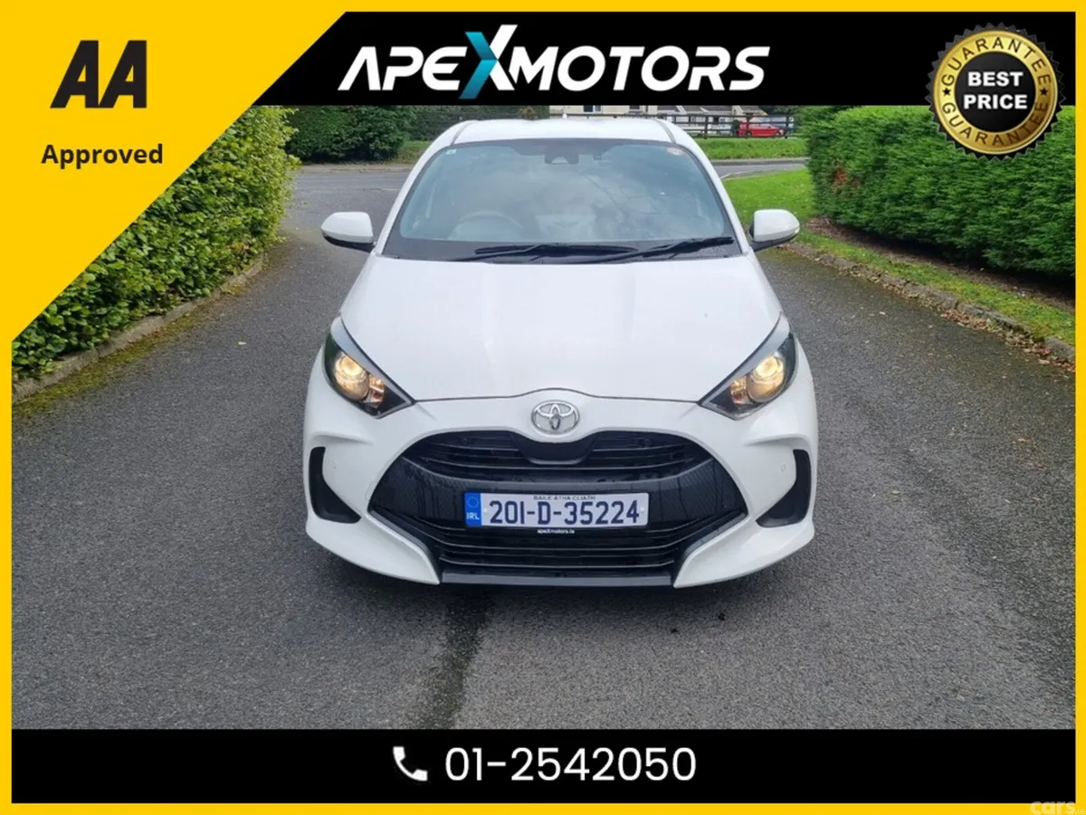 Toyota Yaris Hatchback, Petrol, 2020, White