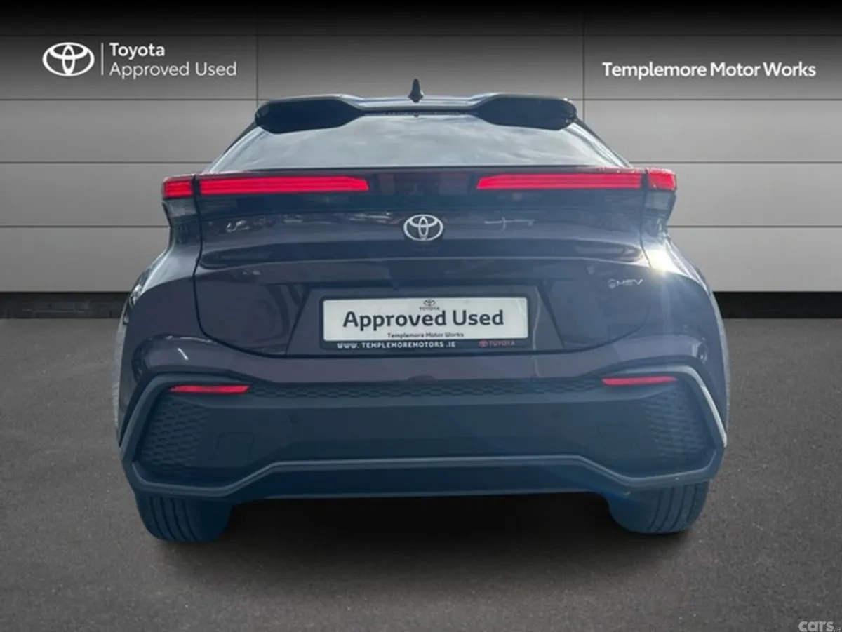 Toyota C-HR SUV, Petrol Hybrid, 2025, Purple