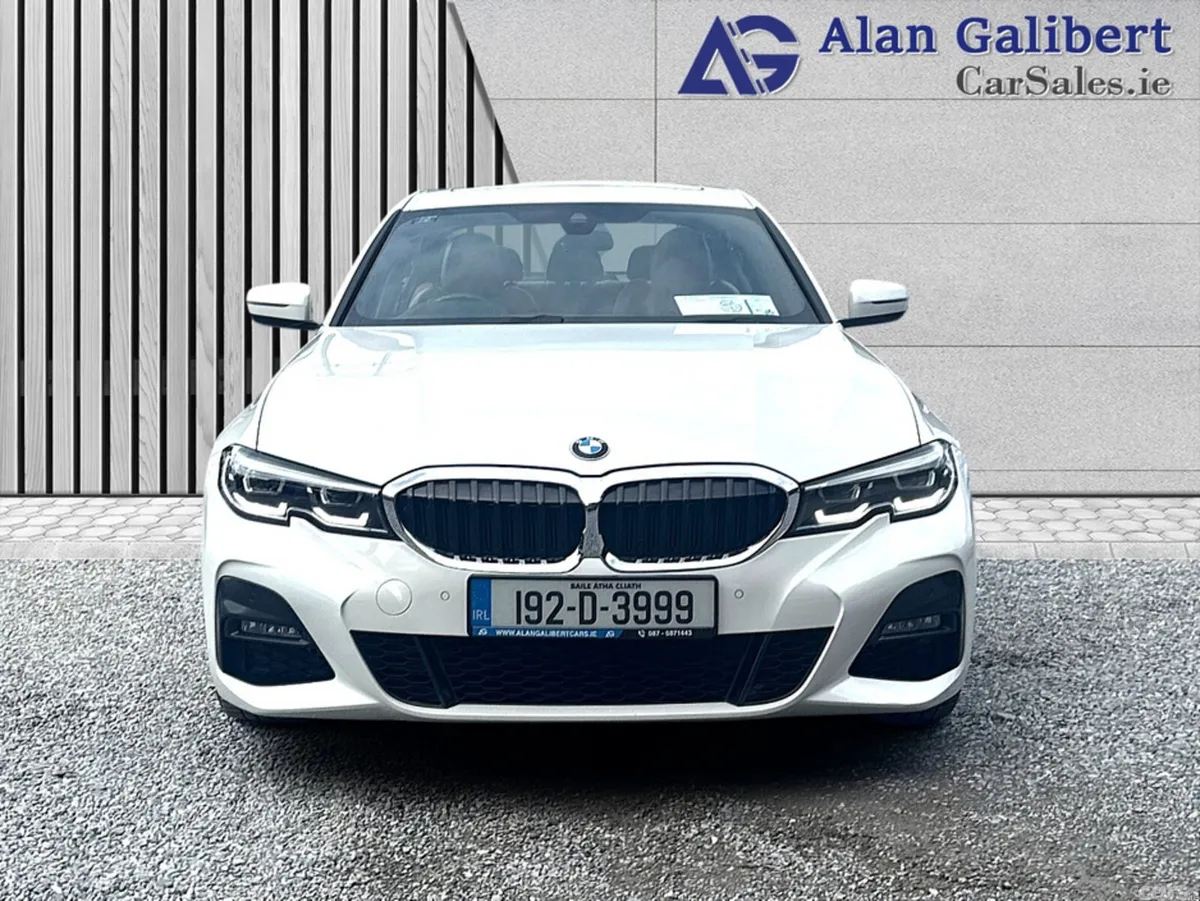 BMW 3-Series Saloon, Petrol, 2019, White