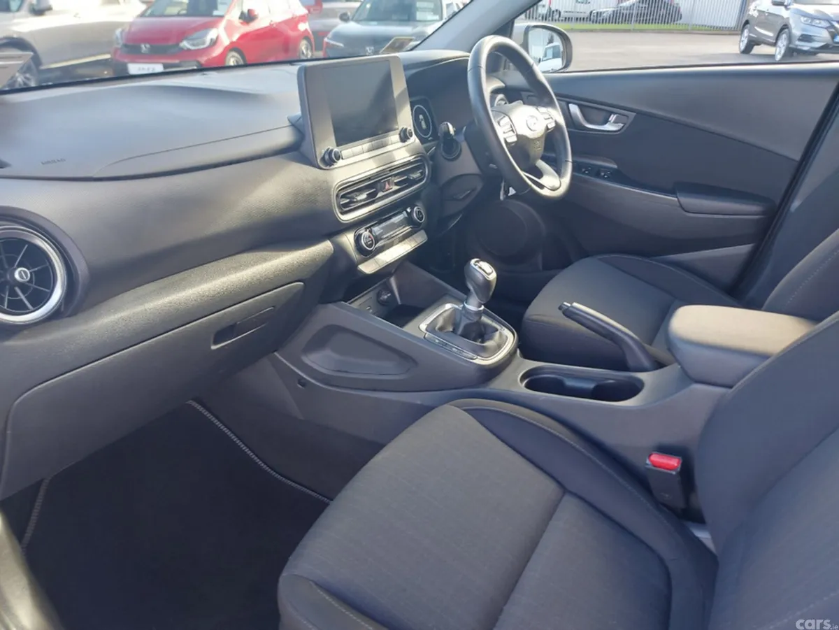 Hyundai KONA MPV, Petrol, 2023, Grey