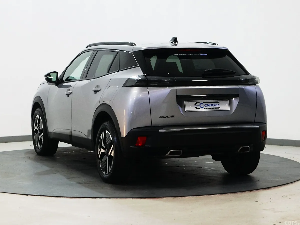 Peugeot 2008 MPV, Petrol, 2024, Grey