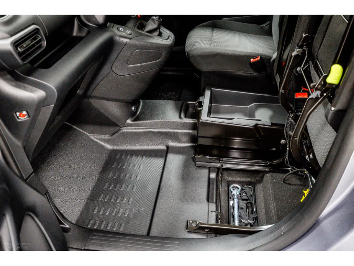 Peugeot Partner Van, Diesel, 2026, Grey