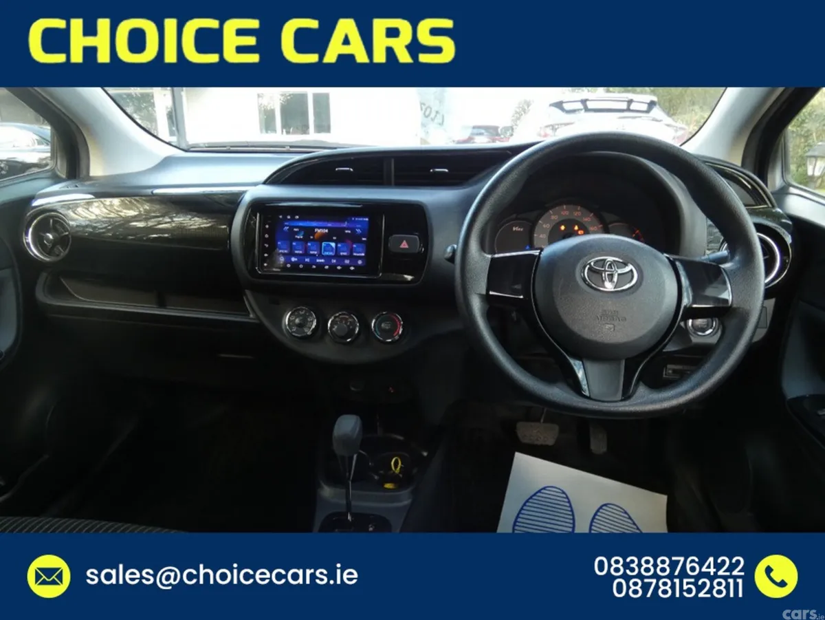 Toyota Yaris Hatchback, Petrol, 2017, Red