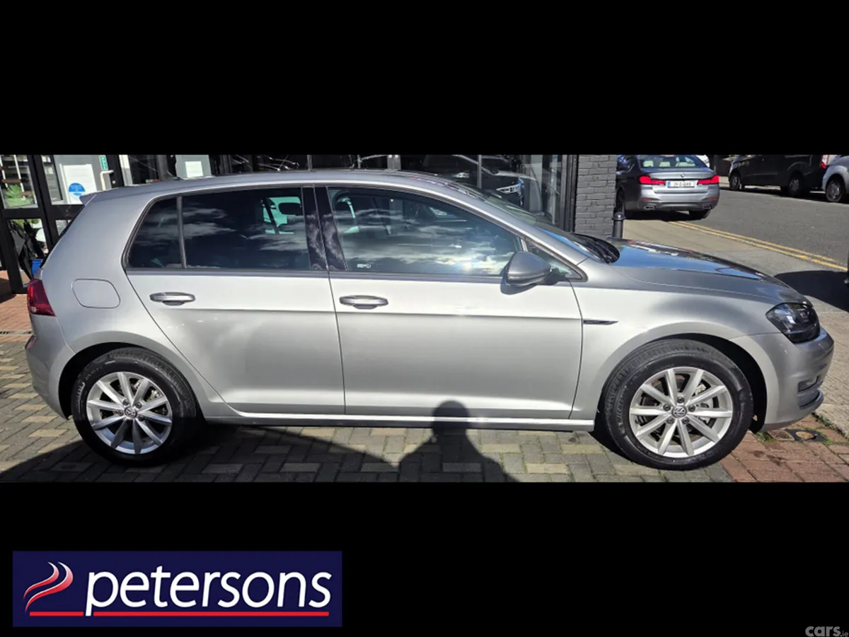 Volkswagen Golf Hatchback, Petrol, 2015, Silver