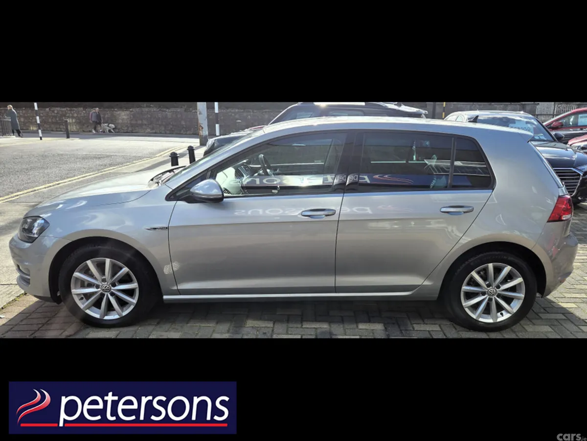 Volkswagen Golf Hatchback, Petrol, 2015, Silver