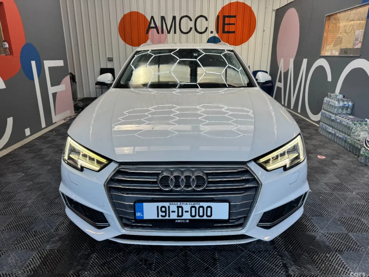 Audi A4 Estate, Petrol, 2019, White