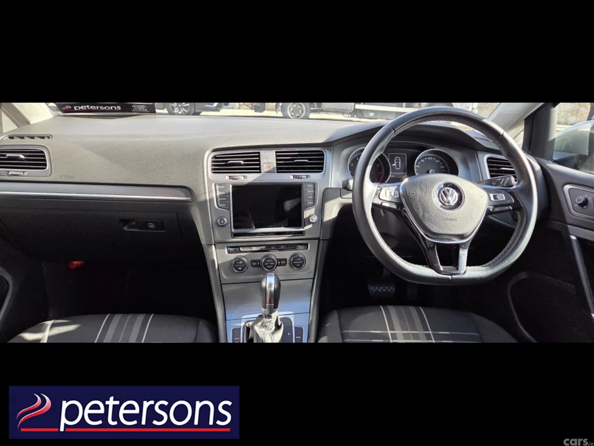 Volkswagen Golf Hatchback, Petrol, 2015, Silver
