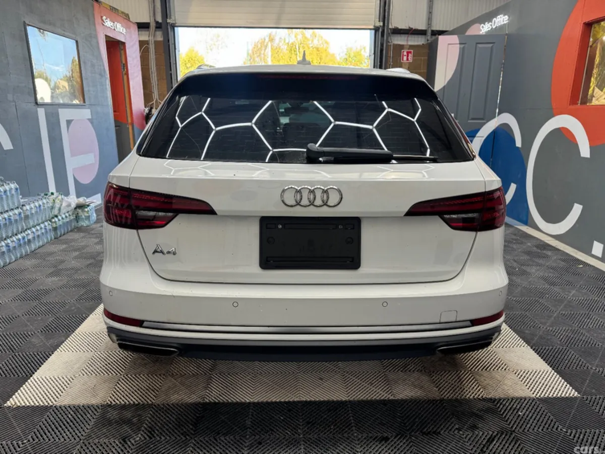 Audi A4 Estate, Petrol, 2019, White