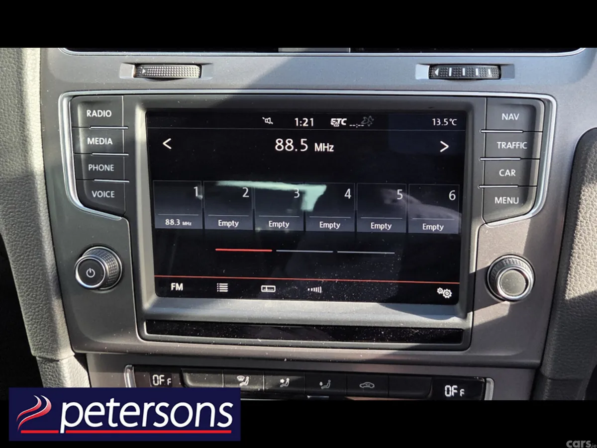 Volkswagen Golf Hatchback, Petrol, 2015, Silver