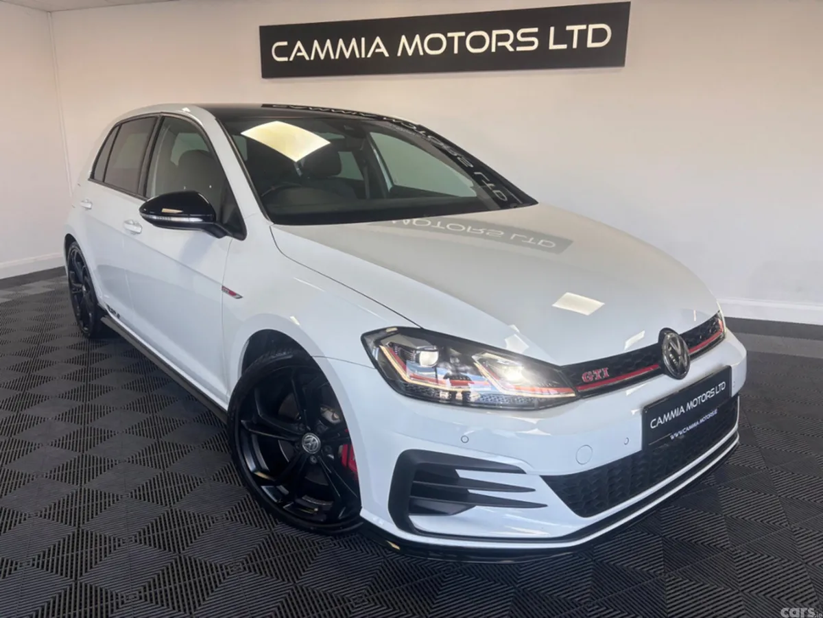 Volkswagen Golf Hatchback, Petrol, 2019, White