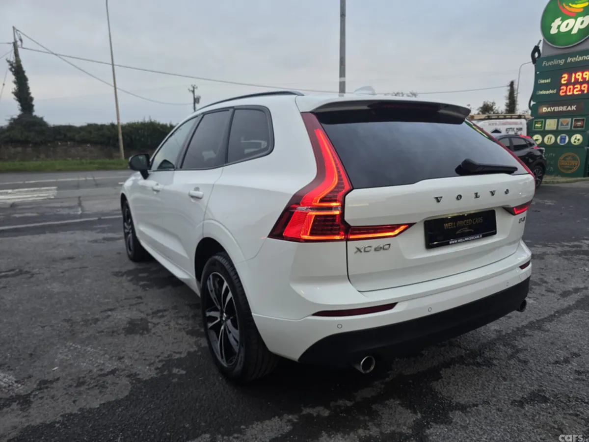 Volvo XC60 Estate, Diesel, 2017, White