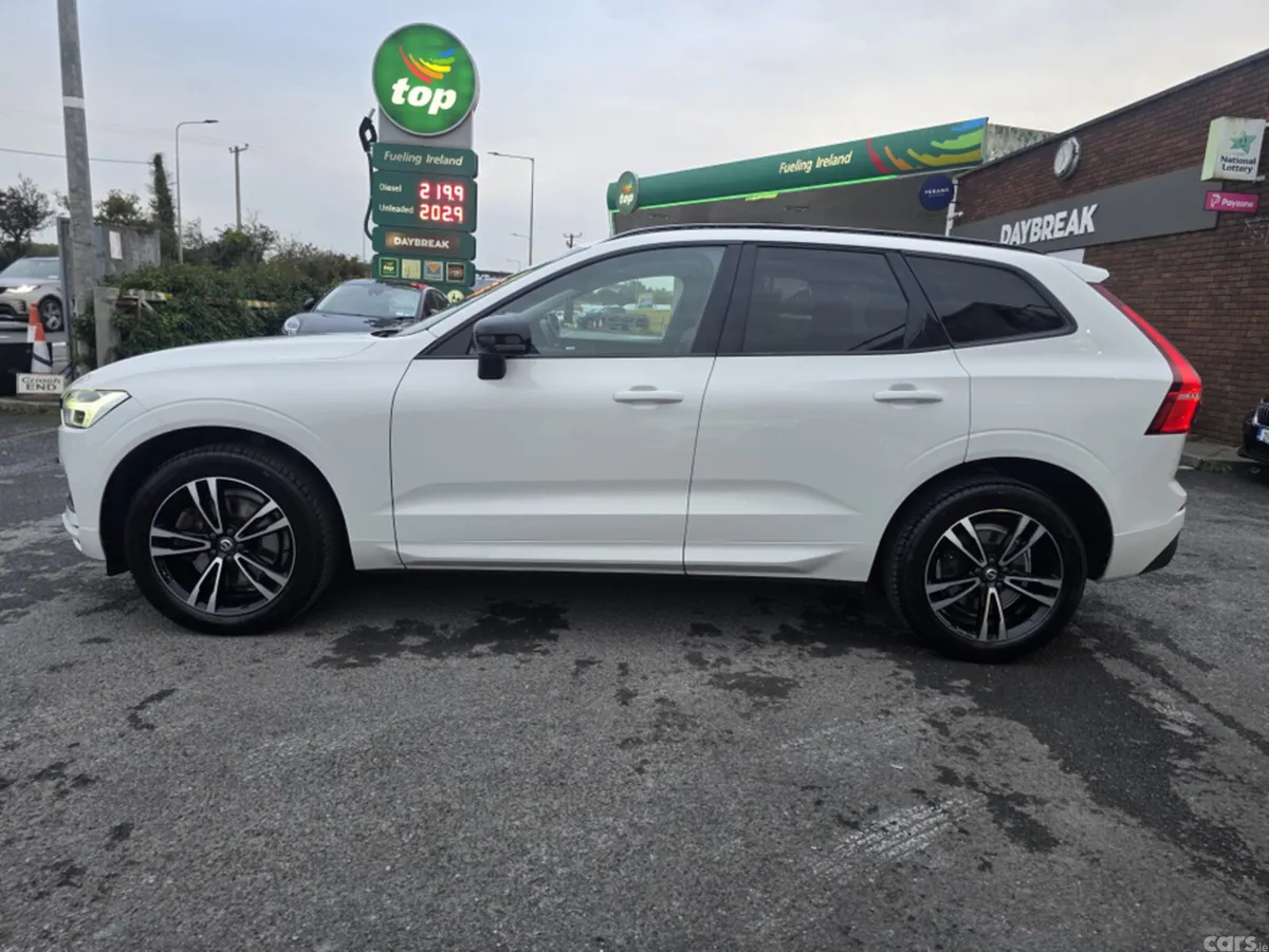 Volvo XC60 Estate, Diesel, 2017, White