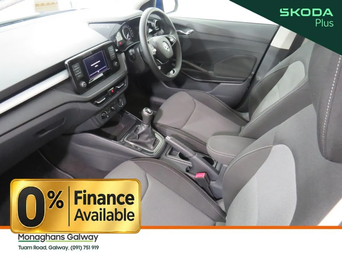 Skoda Fabia Hatchback, Petrol, 2022, Blue