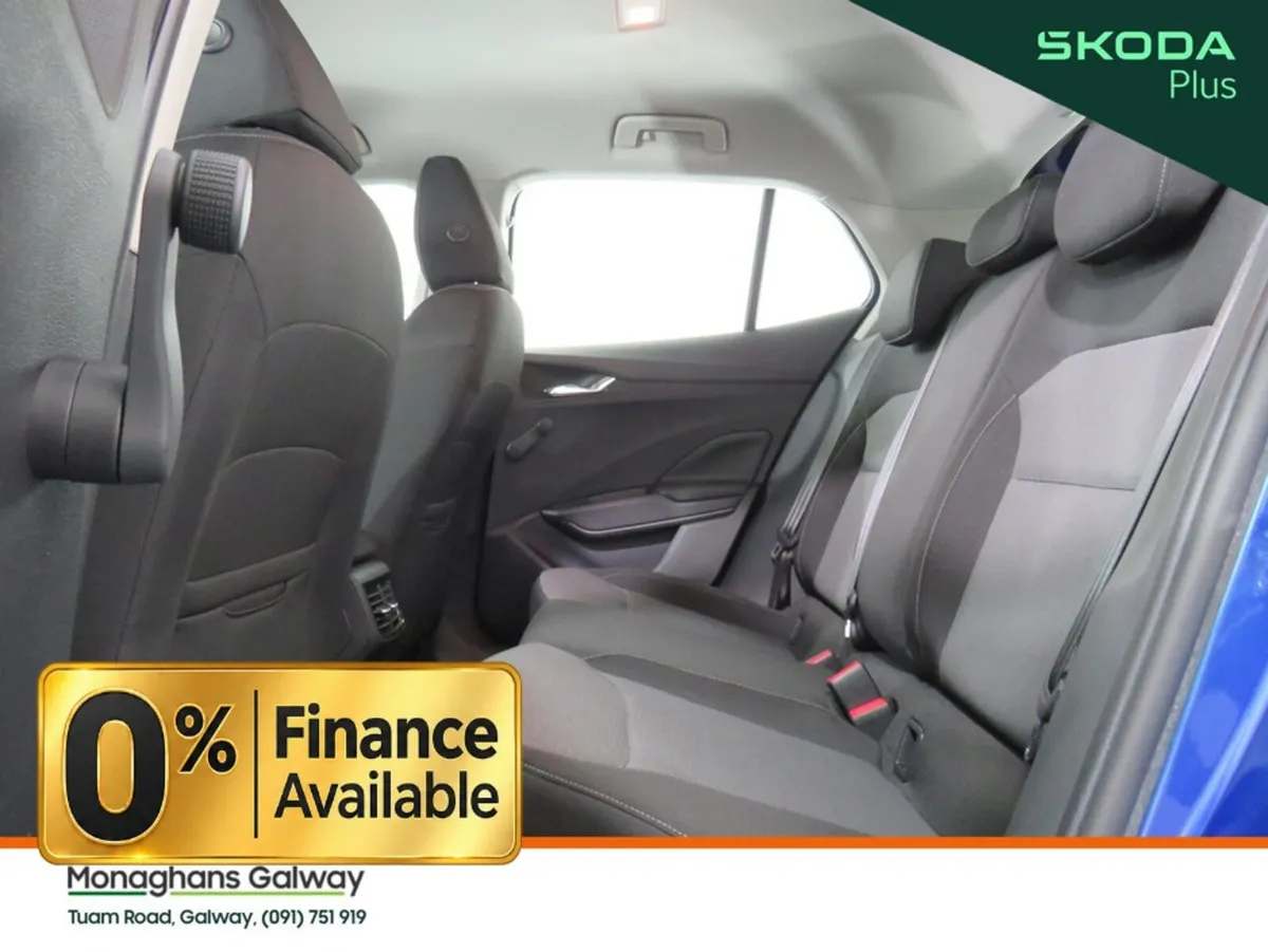 Skoda Fabia Hatchback, Petrol, 2022, Blue