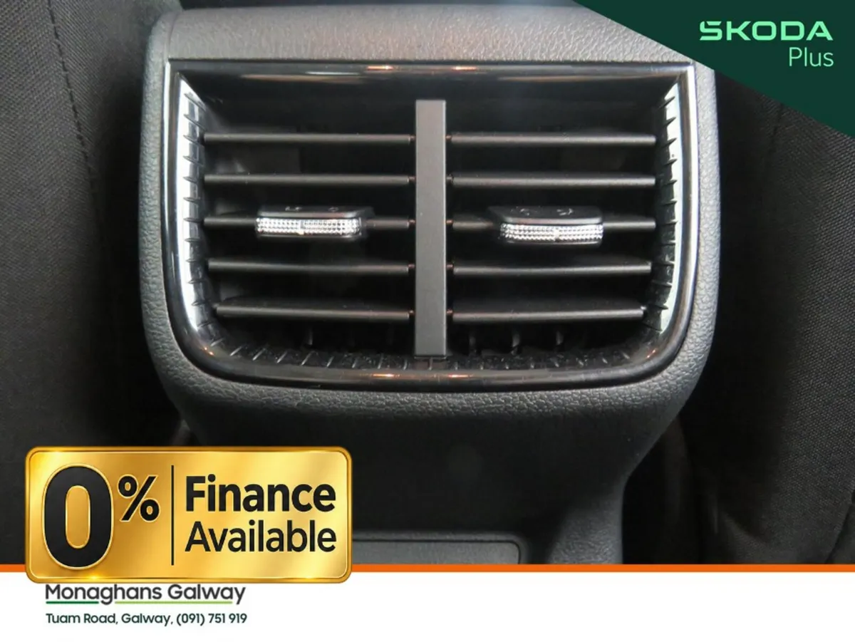 Skoda Fabia Hatchback, Petrol, 2022, Blue