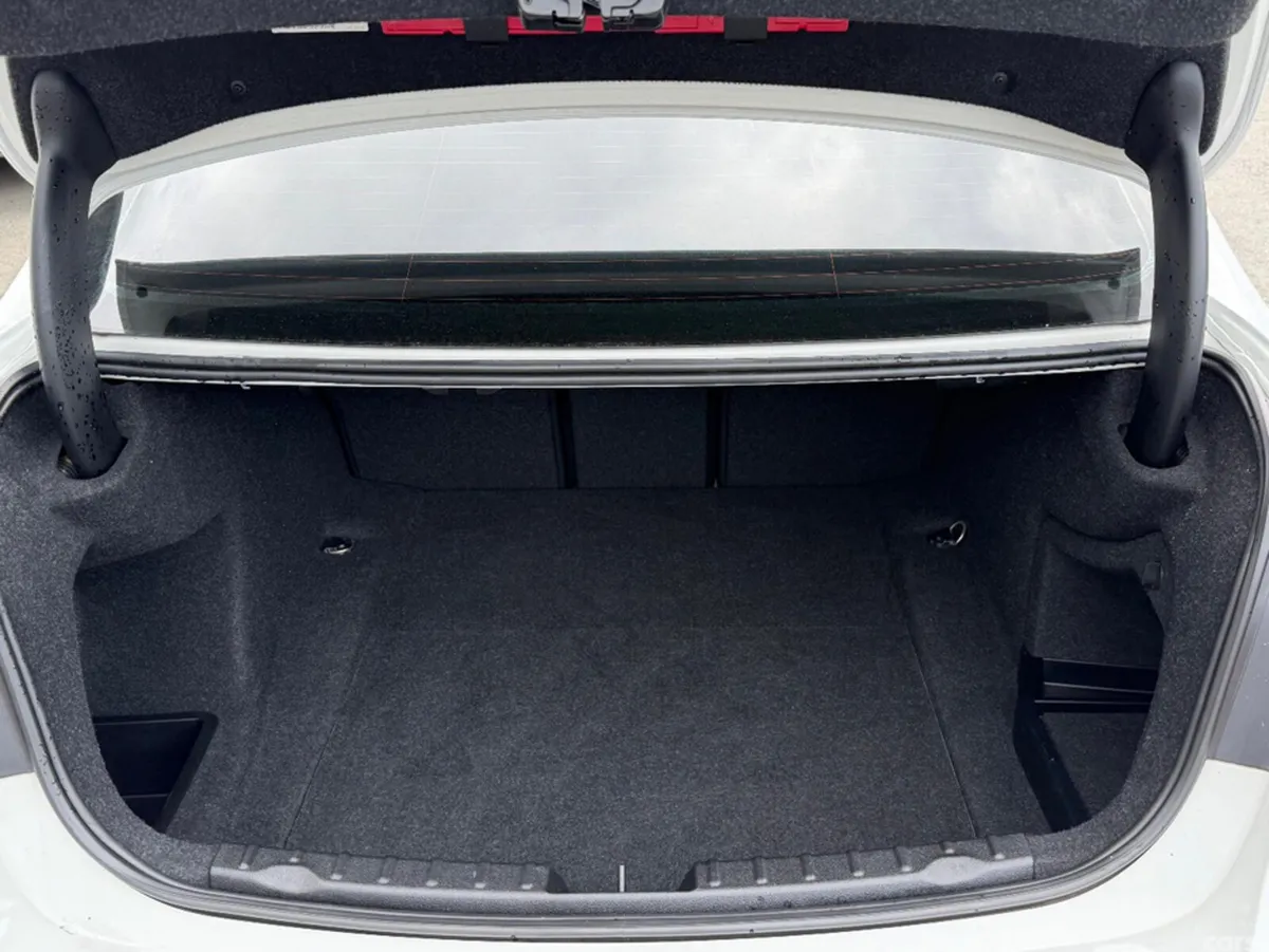 BMW 3-Series Saloon, Diesel, 2014, White