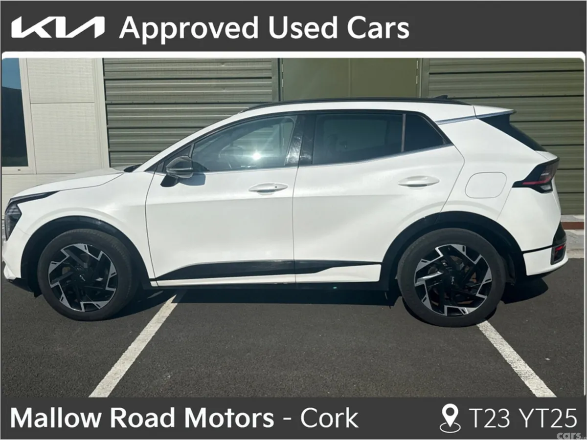 Kia Sportage MPV, Diesel Hybrid, 2022, White