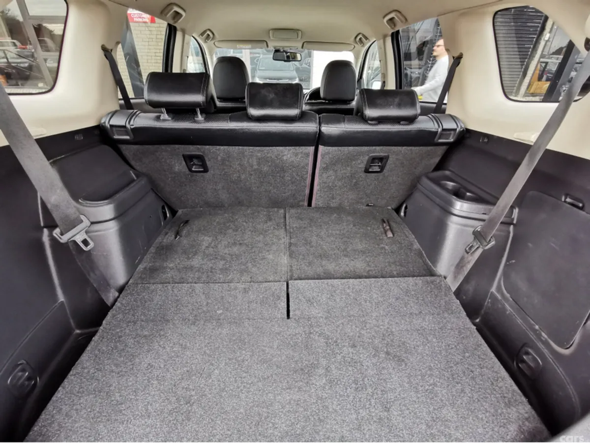 Mitsubishi Outlander Estate, Diesel, 2016, Black
