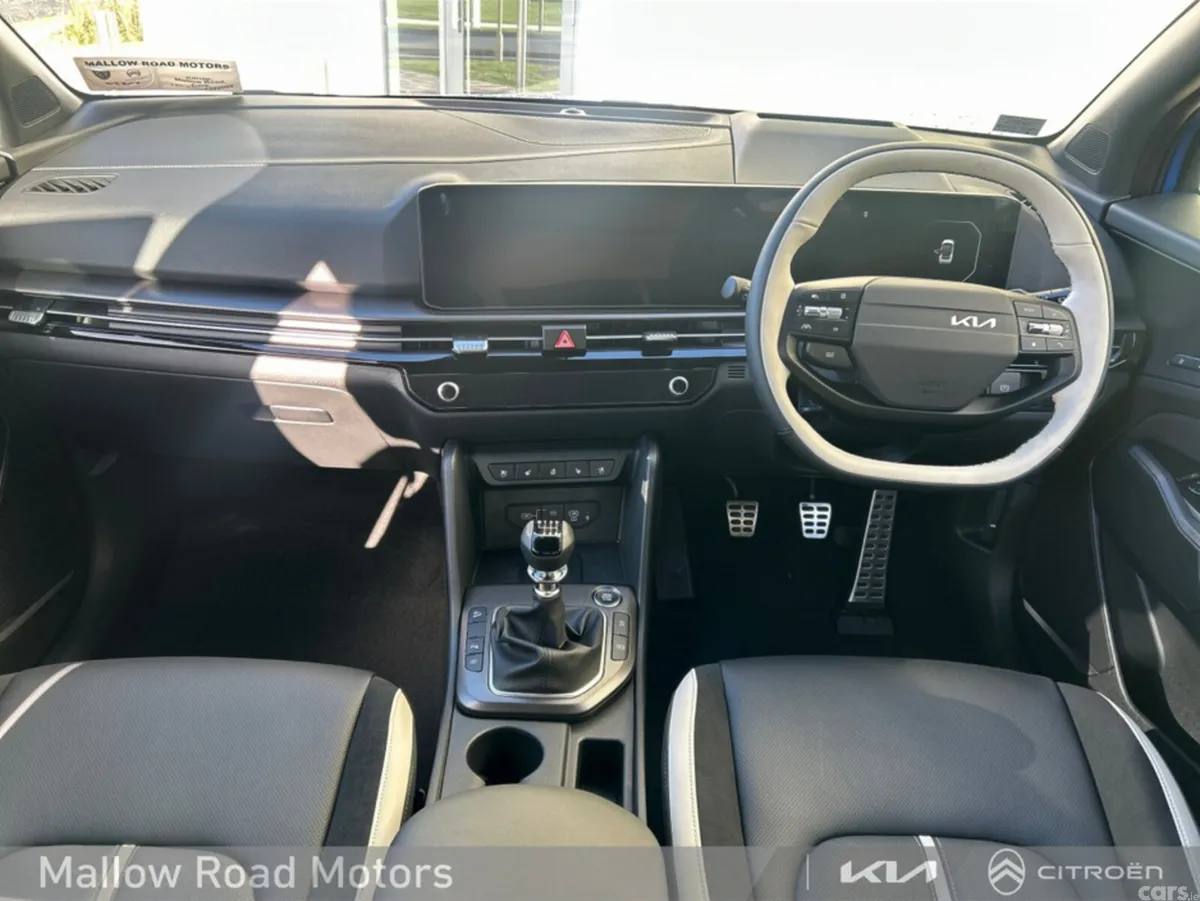 Kia Sportage MPV, Diesel Hybrid, 2026, Blue