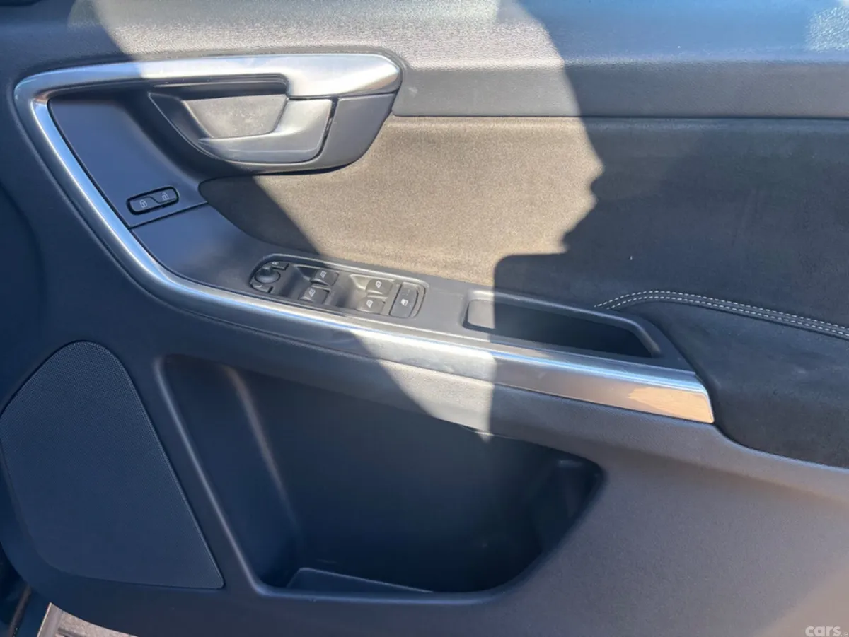 Volvo XC60 Estate, Diesel, 2016, Grey