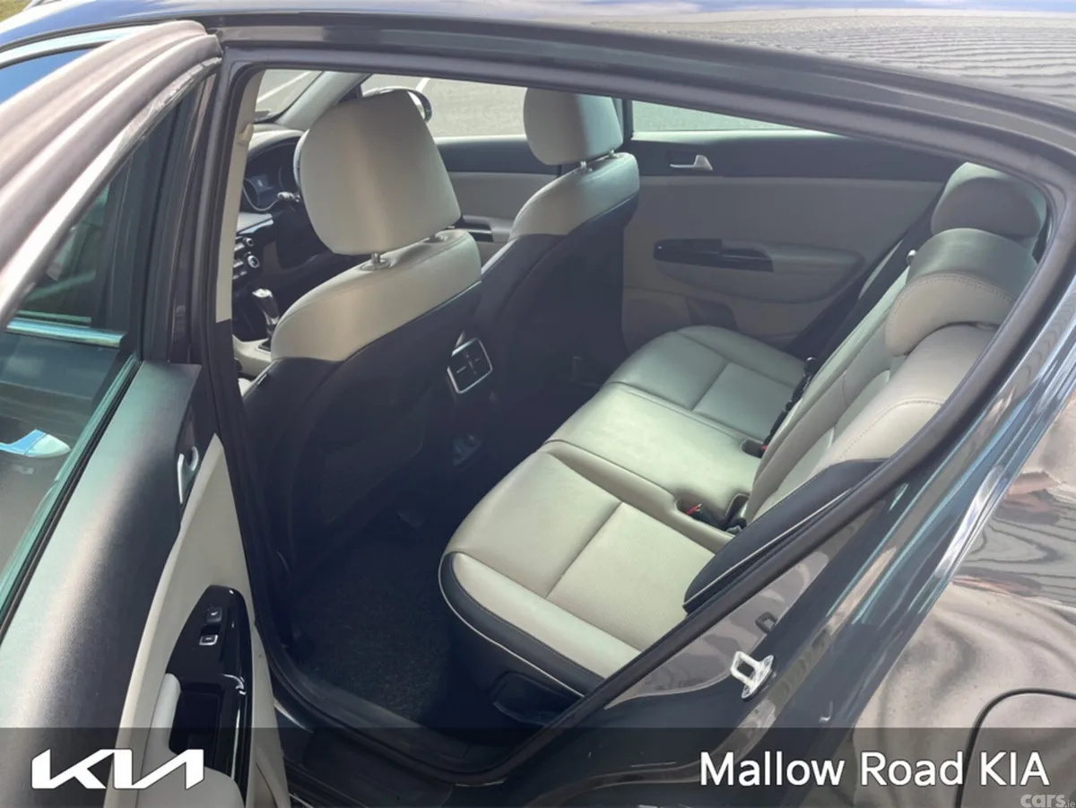 Kia Sportage MPV, Diesel Hybrid, 2021, Grey