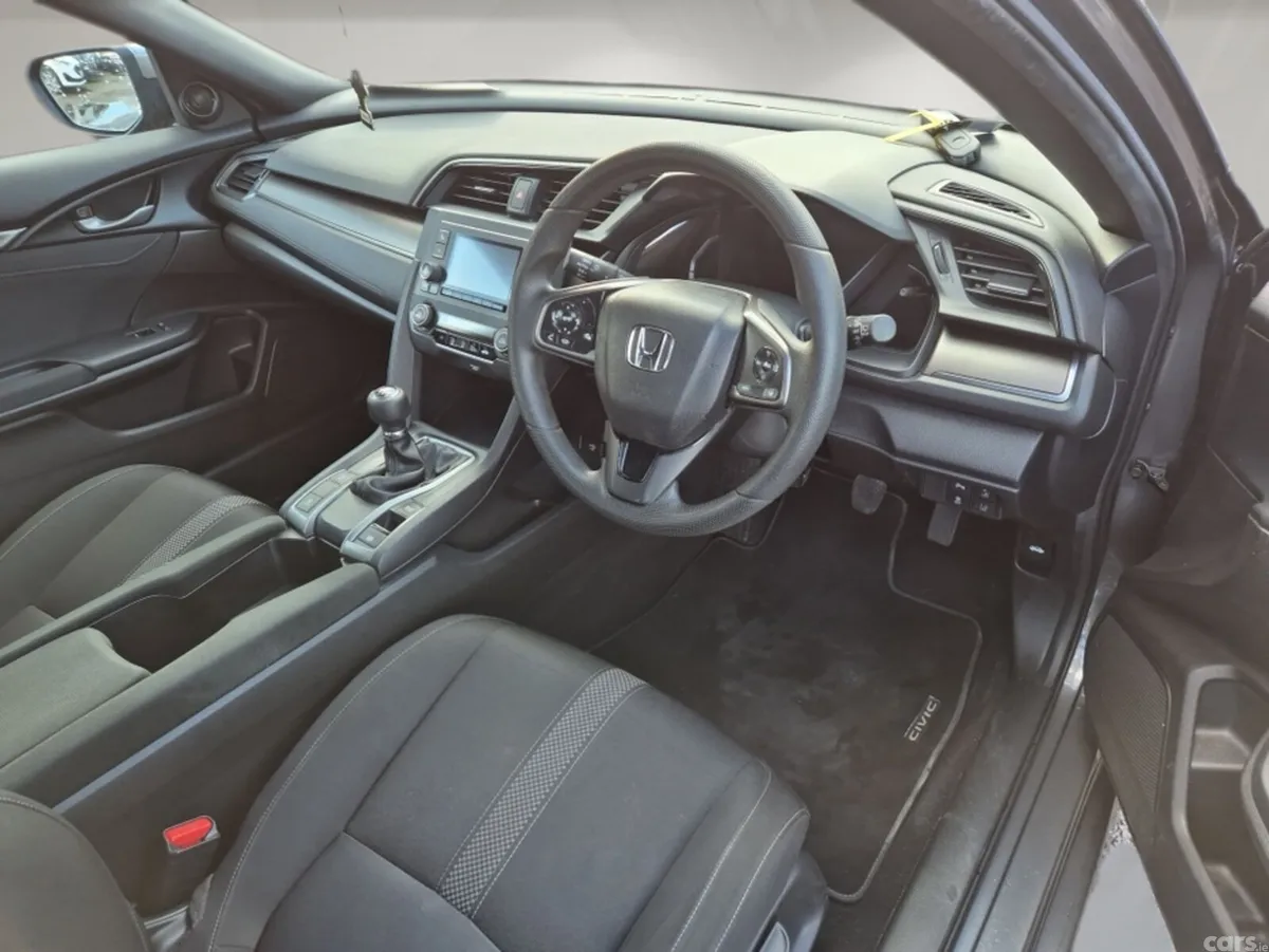 Honda Civic Hatchback, Diesel, 2020, Grey