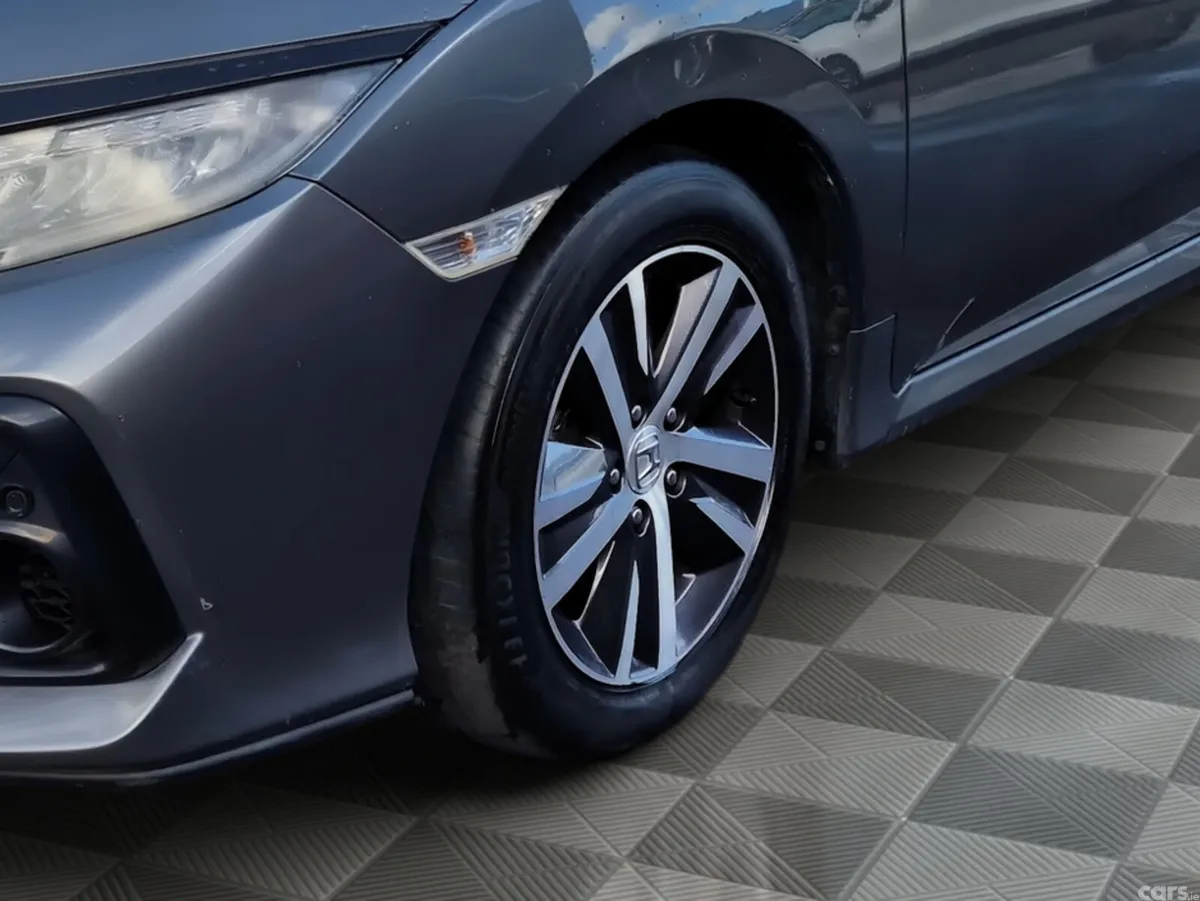 Honda Civic Hatchback, Diesel, 2020, Grey