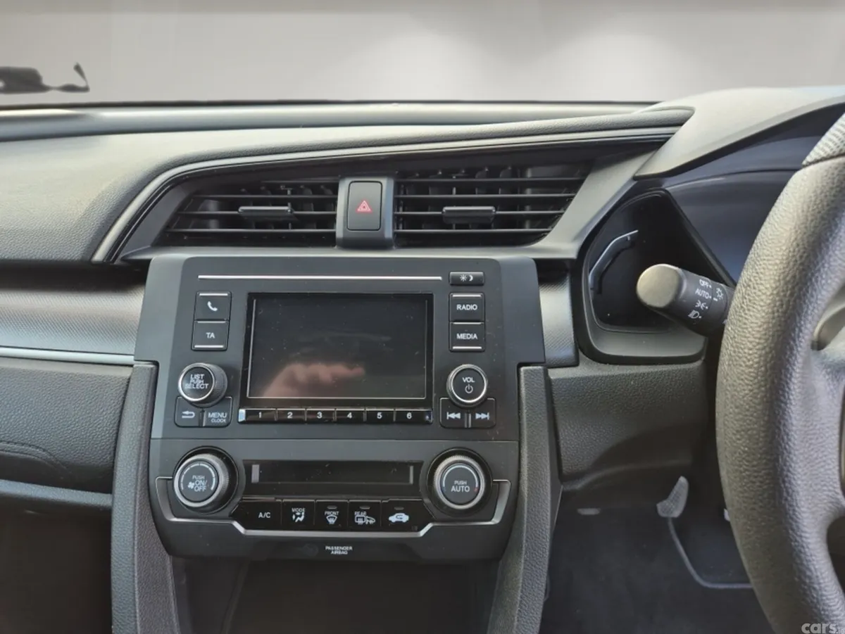 Honda Civic Hatchback, Diesel, 2020, Grey