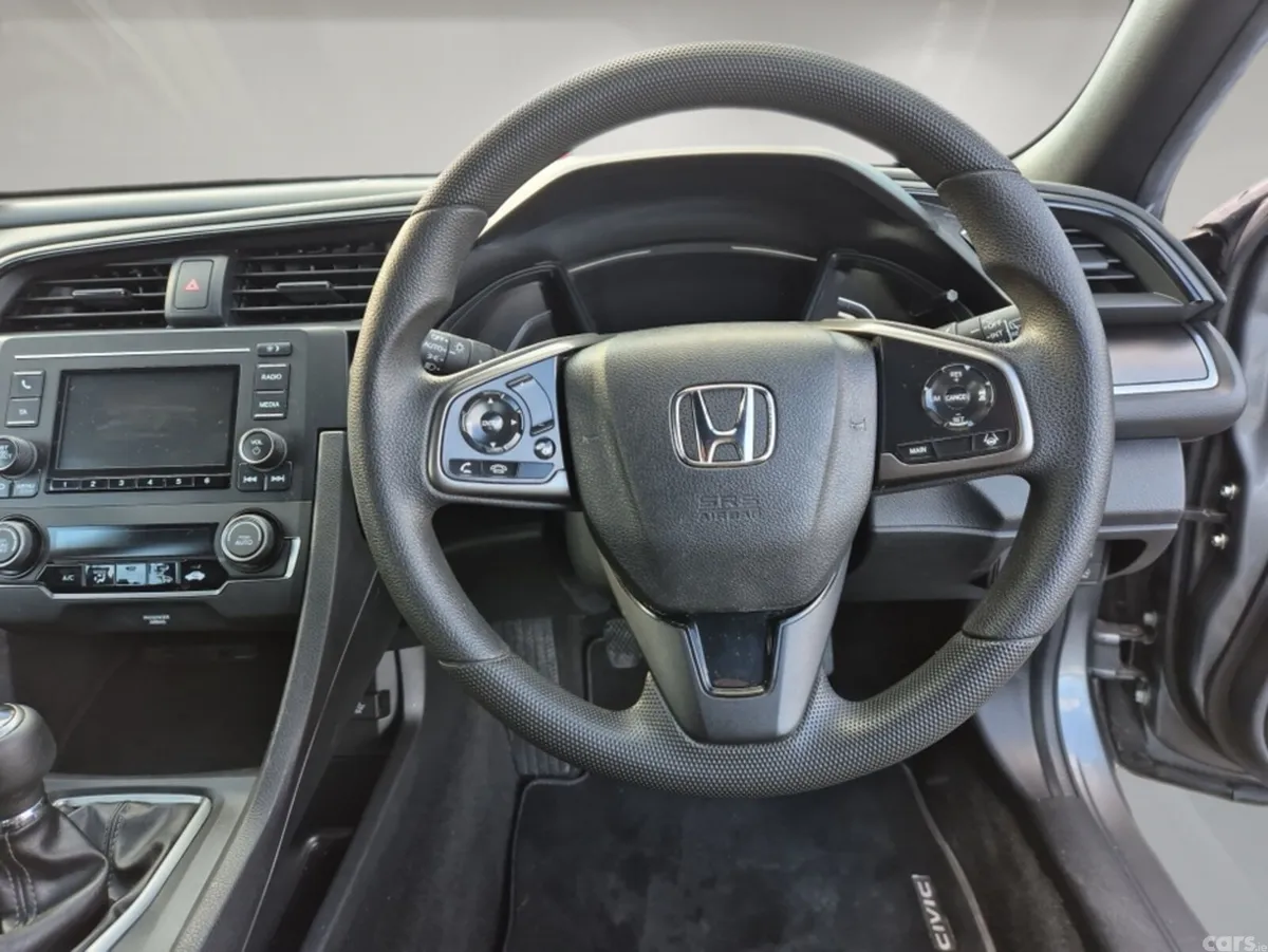 Honda Civic Hatchback, Diesel, 2020, Grey