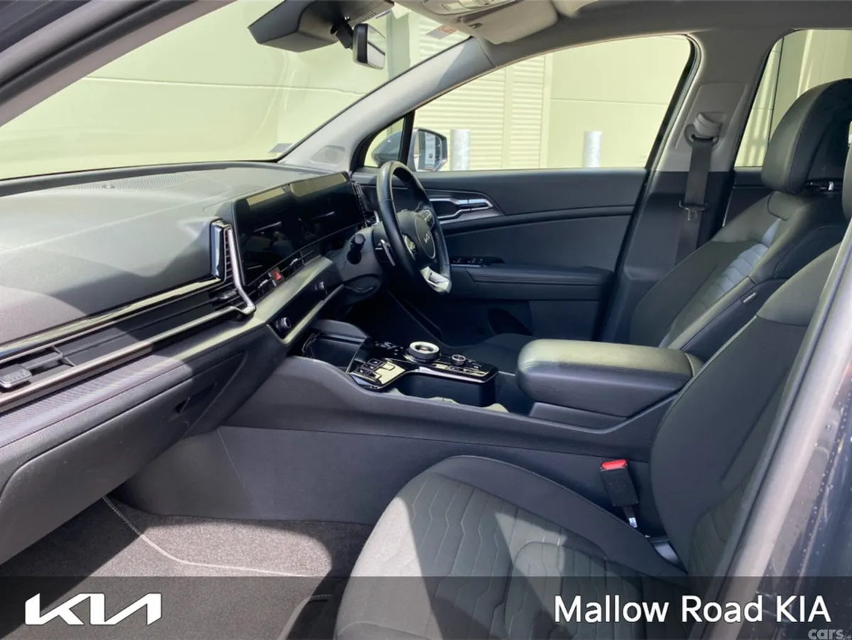 Kia Sportage MPV, Petrol Plug-in Hybrid, 2024, Grey