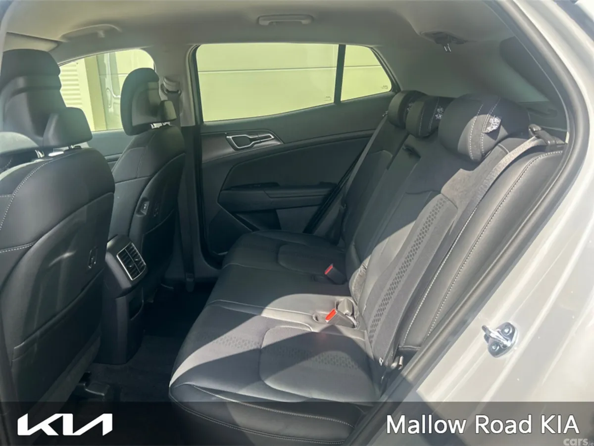 Kia Sportage MPV, Diesel, 2026, Grey
