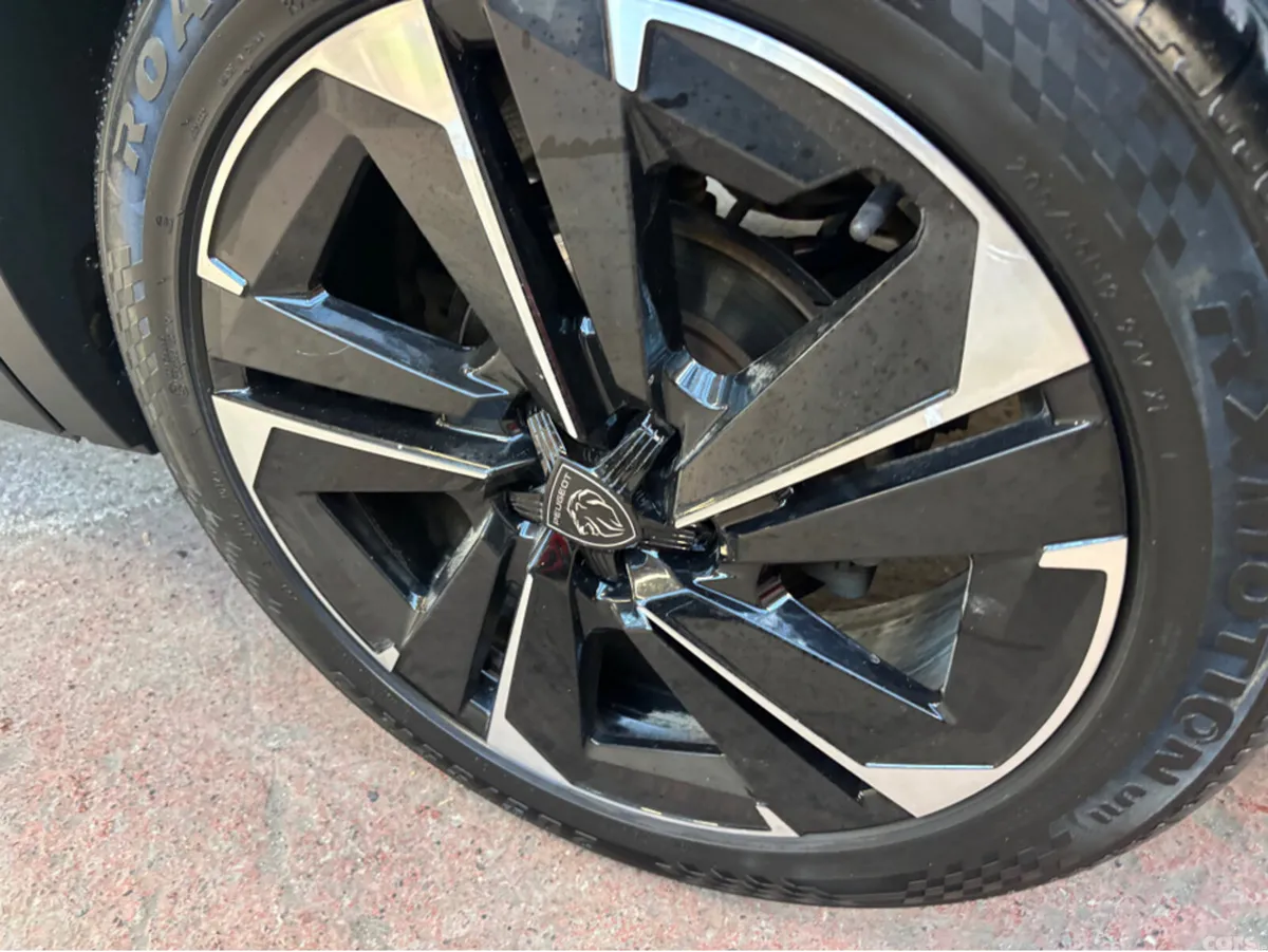 Peugeot 408 Hatchback, Petrol, 2024, Grey