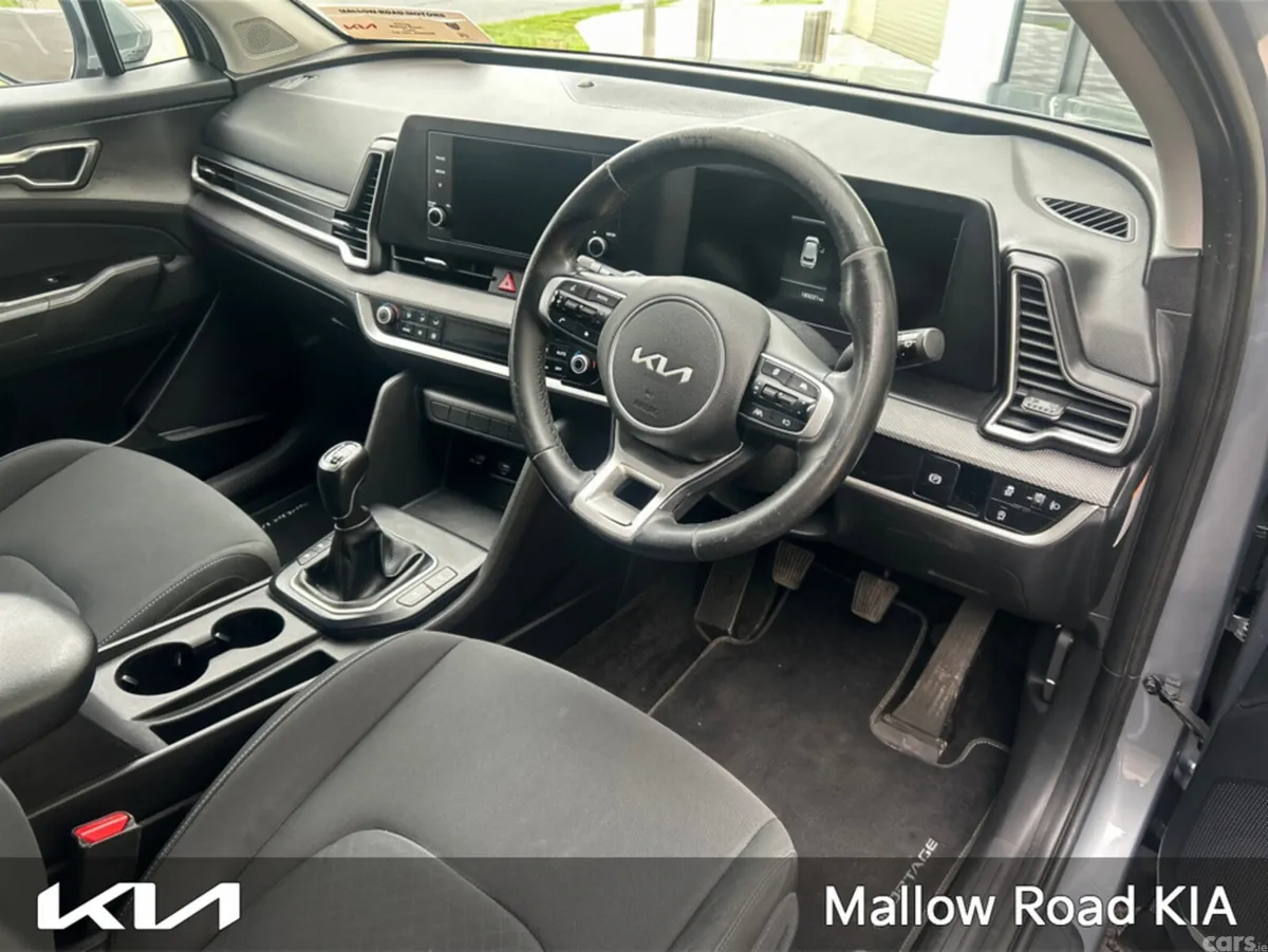 Kia Sportage MPV, Diesel, 2023, Grey