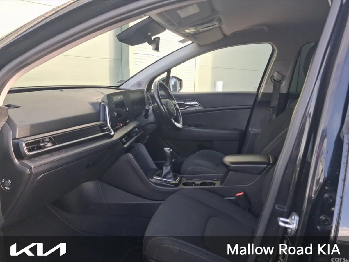 Kia Sportage MPV, Diesel, 2023, Black